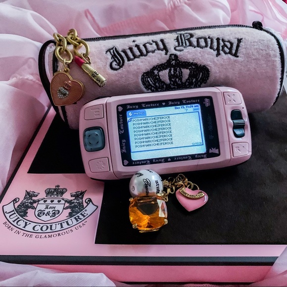 ⚜️FOUND⚜️ Juicy Couture Sidekick ll (STILL WORKS)